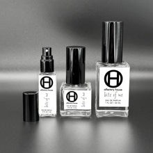 Bits of Me is an eau de parfum by Olfactory House. It comes in 2ml, 5ml, 15ml, or 30ml bottles. 